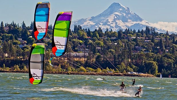 Best Places To Learn Kiteboarding In Hood River 1